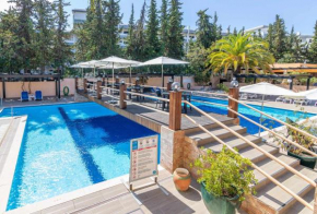 Balaia Beach T2 com piscina